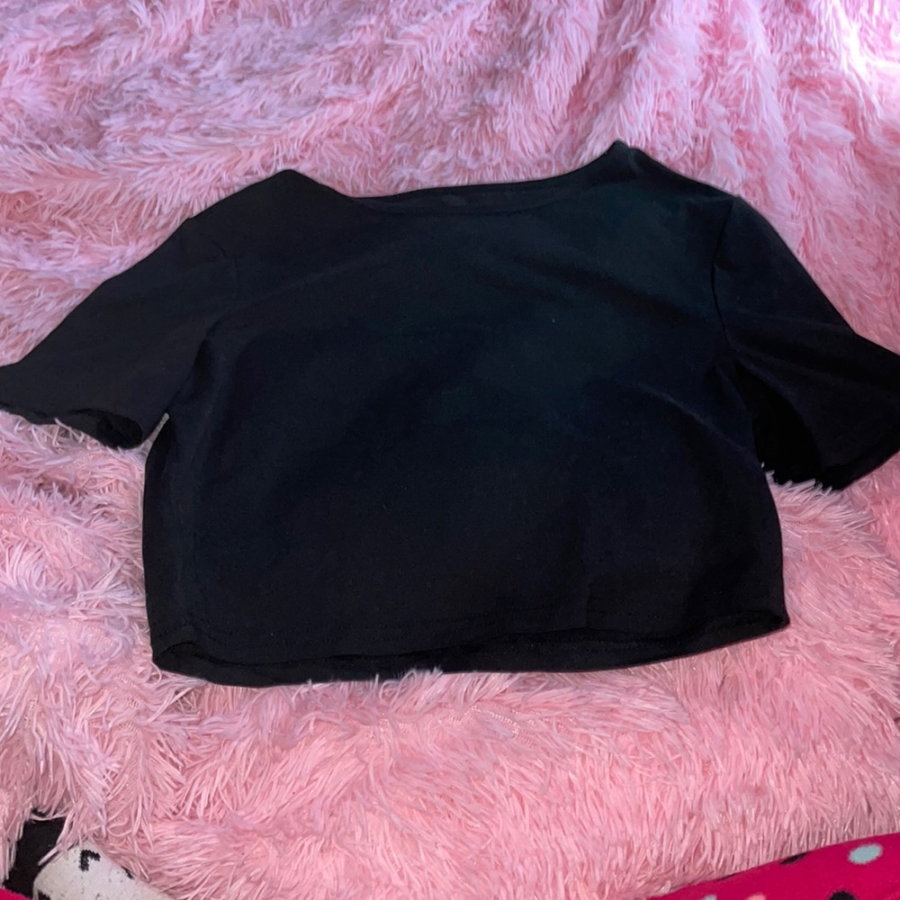 Black crop top
